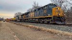 CSX 7041 leads the I135.